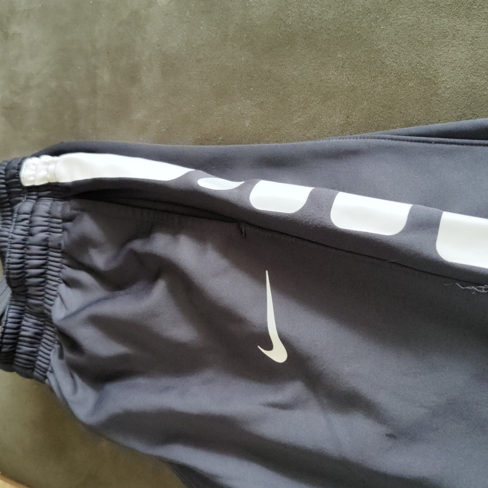 Never worn